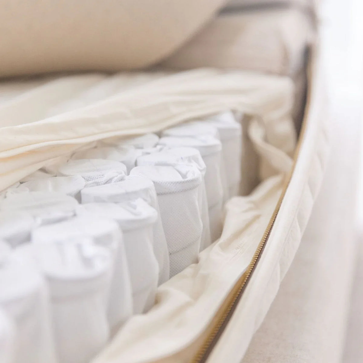 EOS Classic organic mattress construction